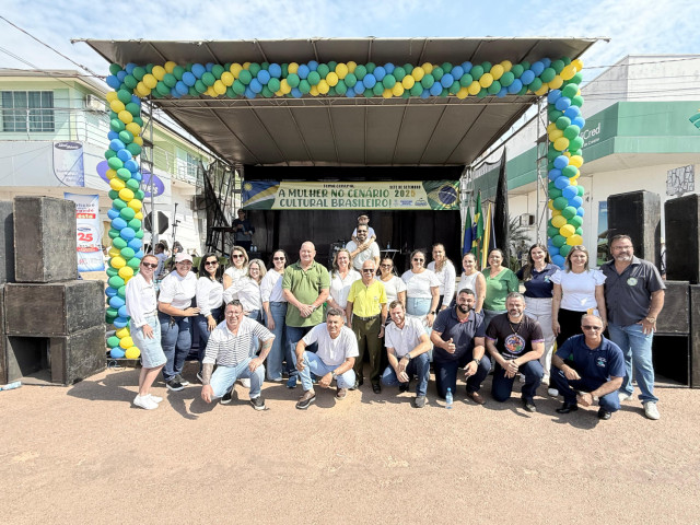 Prefeitura de Alvorada D’Oeste realiza desfile cívico em comemoração ao 7 de Setembro