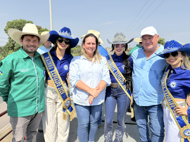 Cavalgada da Expoalvo 2025